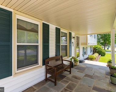 2913 Ashdown Forest Drive - Photo Thumbnail 2