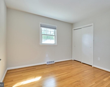 2807 Schafflind Court - Photo Thumbnail 16