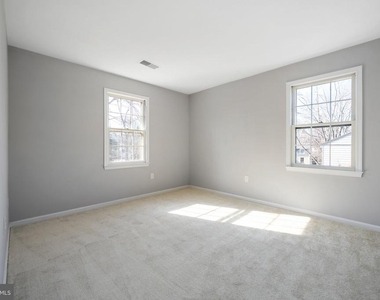 10691 John Ayres Drive - Photo Thumbnail 25