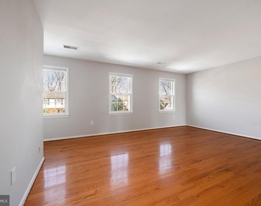 10691 John Ayres Drive - Photo Thumbnail 28