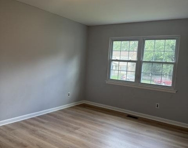 7953 Arden Court - Photo Thumbnail 7