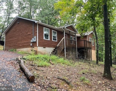 1258 Lakeview Drive - Photo Thumbnail 16