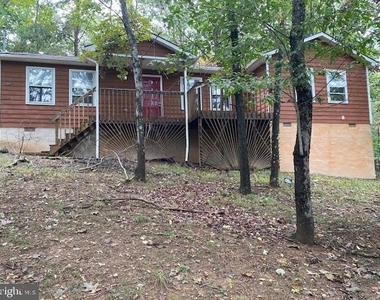 1258 Lakeview Drive - Photo Thumbnail 8
