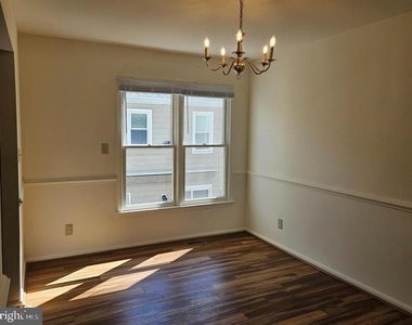 806 Grove Avenue - Photo Thumbnail 4