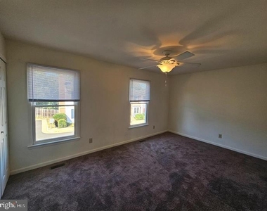 806 Grove Avenue - Photo Thumbnail 11