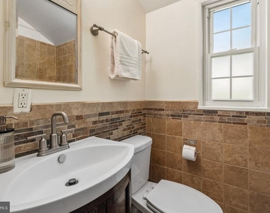 3812 Jason Avenue - Photo Thumbnail 16