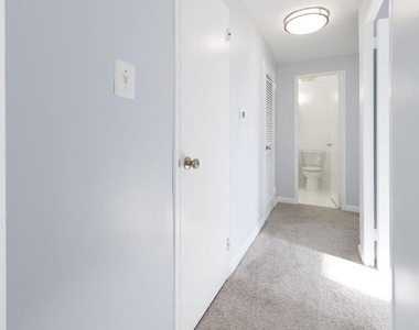 4600 Duke Street - Photo Thumbnail 23