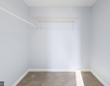 4600 Duke Street - Photo Thumbnail 28