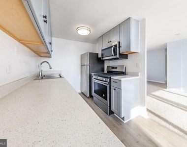 4600 Duke Street - Photo Thumbnail 19