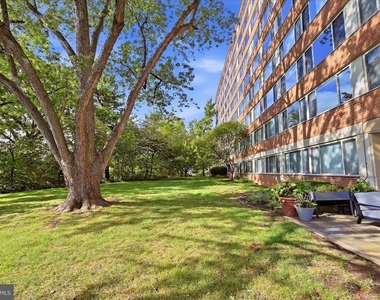 1210 N Taft Street - Photo Thumbnail 25