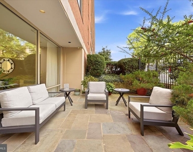 1210 N Taft Street - Photo Thumbnail 24