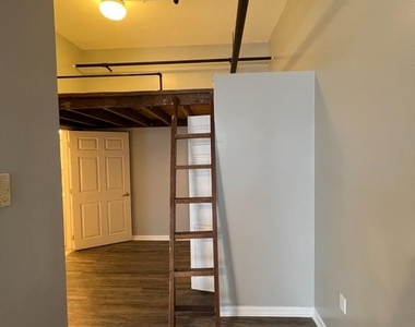 1020 Hamilton Street - Photo Thumbnail 12