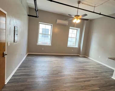 1020 Hamilton Street - Photo Thumbnail 11
