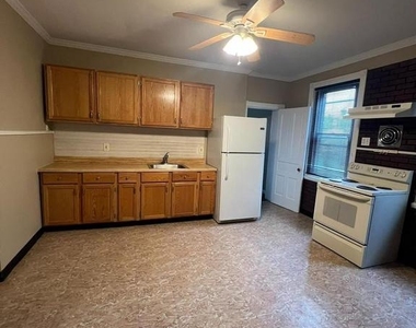 6615 Hegerman Street - Photo Thumbnail 4