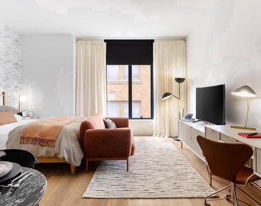 210 S 12th Street - Photo Thumbnail 14