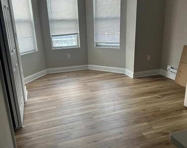 6136 Sansom Street - Photo Thumbnail 1