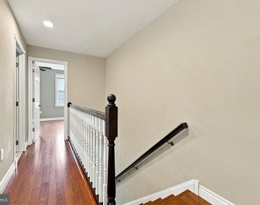 1109 E Wilt Street - Photo Thumbnail 14