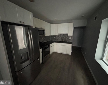 2422 Colorado Street - Photo Thumbnail 2