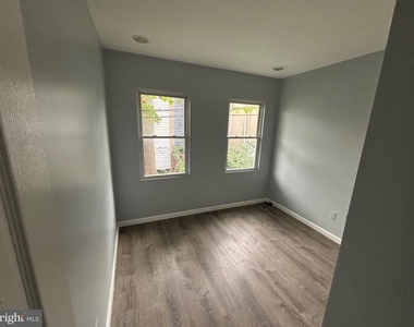2422 Colorado Street - Photo Thumbnail 6