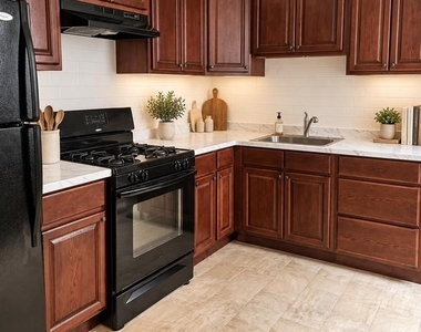 3312 Arnold Street - Photo Thumbnail 2