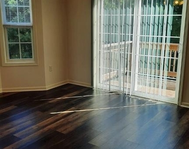 207 Antilles Court - Photo Thumbnail 6
