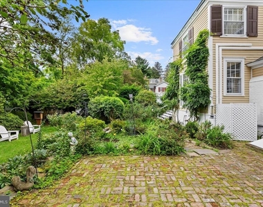 34 Edgehill Street - Photo Thumbnail 37