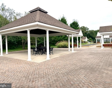 37 Murano Drive - Photo Thumbnail 23