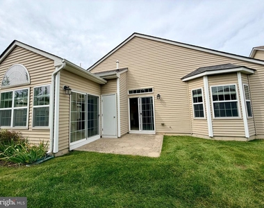 37 Murano Drive - Photo Thumbnail 15