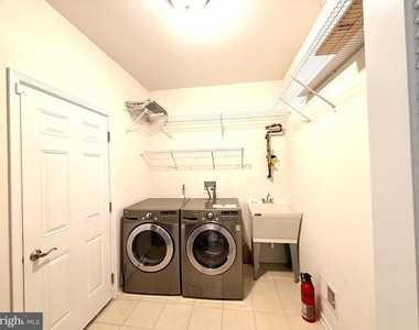 37 Murano Drive - Photo Thumbnail 19