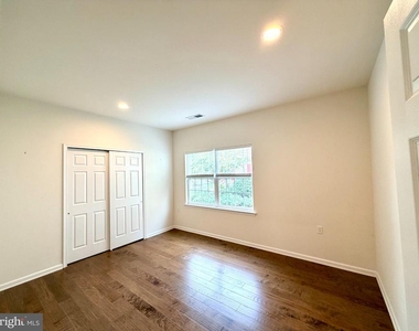 37 Murano Drive - Photo Thumbnail 18