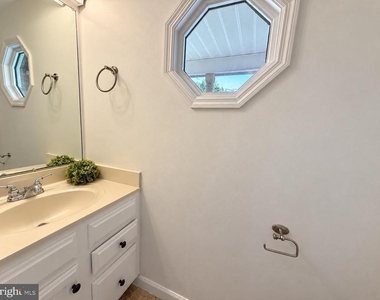 43 Stoneshire Drive - Photo Thumbnail 14