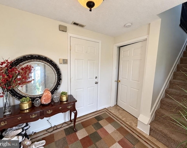 43 Stoneshire Drive - Photo Thumbnail 6