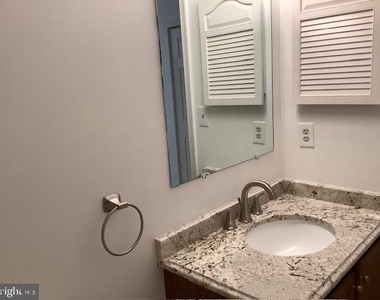 125 Allens Lane - Photo Thumbnail 16