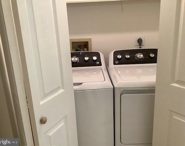 125 Allens Lane - Photo Thumbnail 14