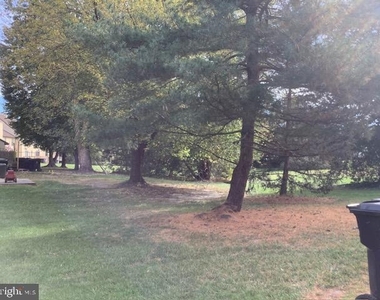 125 Allens Lane - Photo Thumbnail 24