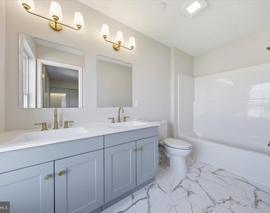 530 Ridge Avenue - Photo Thumbnail 19