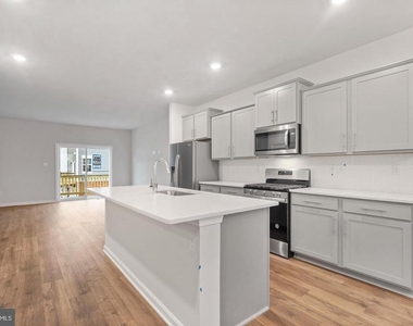 8704 Cherrybark Road - Photo Thumbnail 5