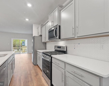 8704 Cherrybark Road - Photo Thumbnail 7