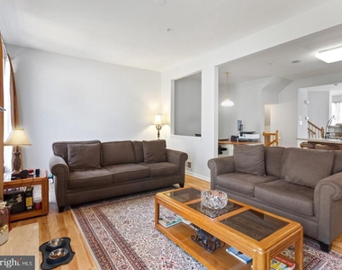 4225 Lavender Lane - Photo Thumbnail 1