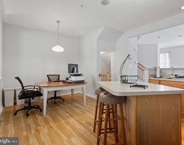 4225 Lavender Lane - Photo Thumbnail 6