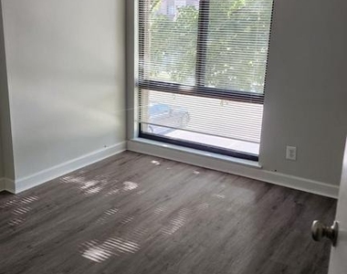 6099 Majors Lane - Photo Thumbnail 10