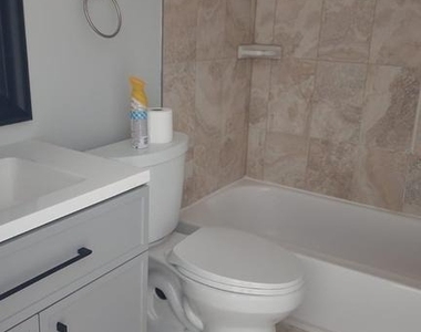 6099 Majors Lane - Photo Thumbnail 4