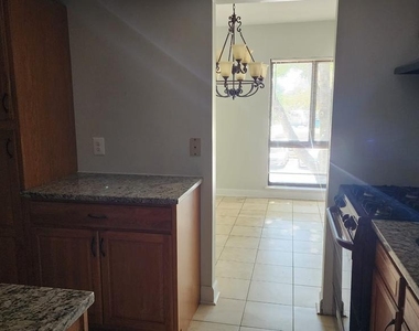 6099 Majors Lane - Photo Thumbnail 2