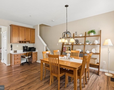 519 Lothian Way - Photo Thumbnail 8