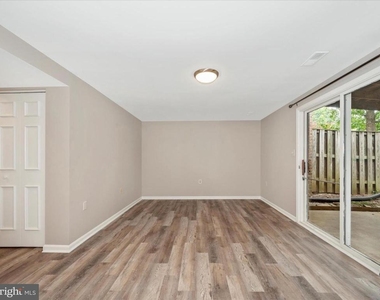 112 Bracken Court - Photo Thumbnail 36