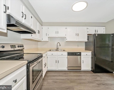 112 Bracken Court - Photo Thumbnail 15