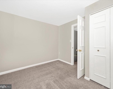 112 Bracken Court - Photo Thumbnail 30