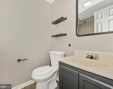 112 Bracken Court - Photo Thumbnail 31