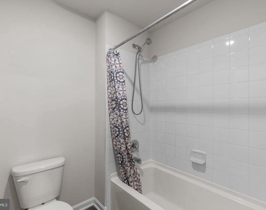 2070 Pomona Way - Photo Thumbnail 28