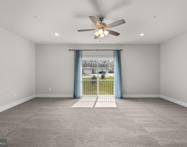 2753 Town View Circle - Photo Thumbnail 3